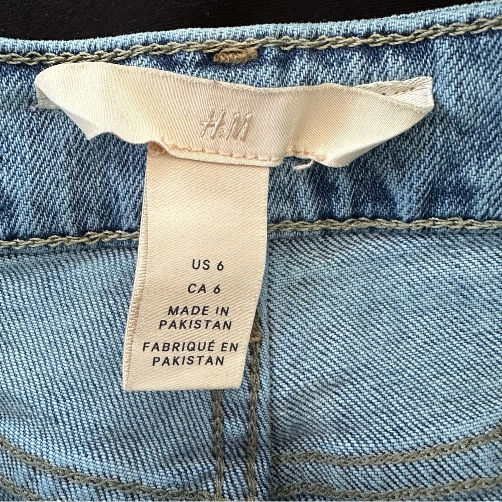 H&M 90s Retro Vibe Wide High Waist Jeans - Light Wash - Picture 5 of 7